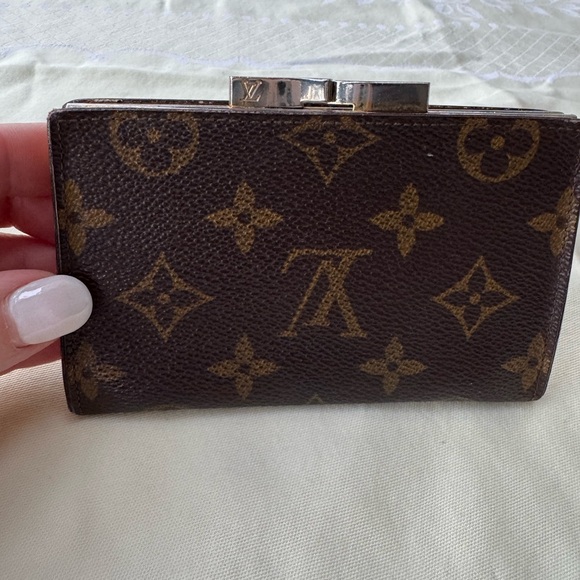 Louis Vuitton kiss-lock, "French Purse" style wallet - Picture 1 of 8